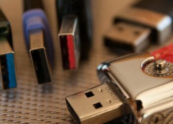 Chiavetta USB avviabile con più file ISO, senza formattazione
