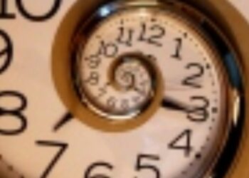 Comment changer la pile de sauvegarde si l'horloge est en retard