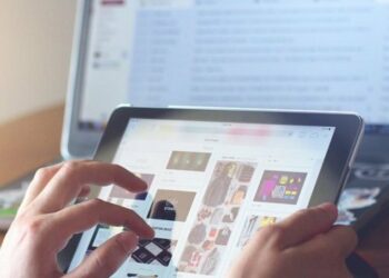 Come proiettare lo schermo di Windows 10 su altri dispositivi