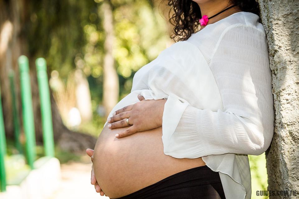 Maux de dos chez les femmes enceintes, causes et méthodes de prévention et de traitement