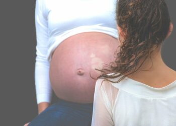 Évaluez votre baby-sitter : est-elle mauvaise ?