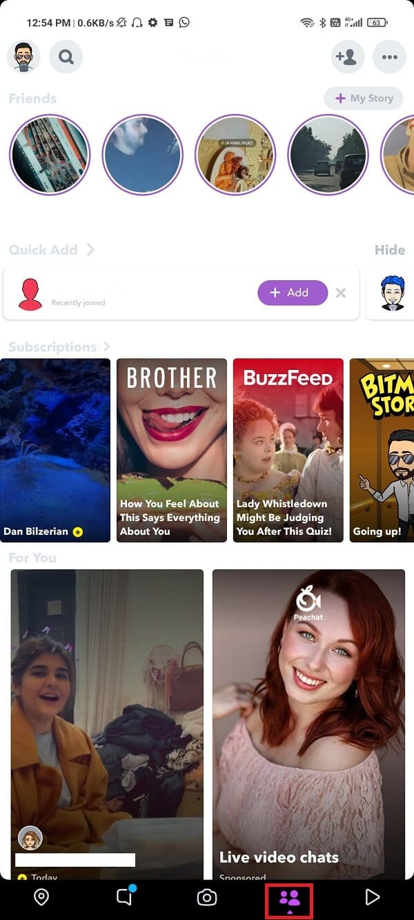 Lancez Snapchat et accédez à la section Histoires.  Comment laisser une histoire privée sur Snapchat ?