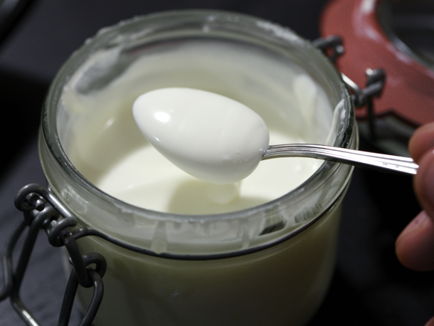 Comment faire épaissir de la crème liquide ?