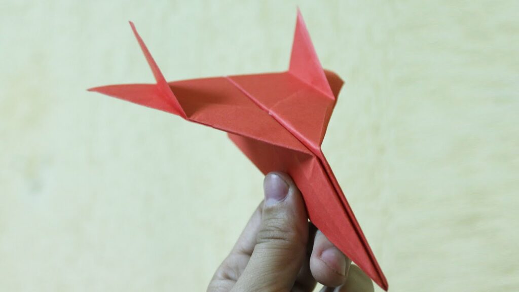 Comment faire pour qu’un avion en papier vole loin et longtemps ?